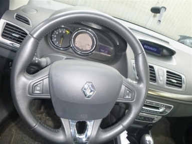 Купить Renault Megane, 1.6, 2014 года с пробегом, цена 1592 руб., id 12336