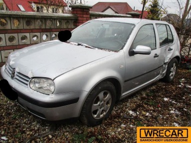Купить Volkswagen Golf, 1.9, 2001 года с пробегом, цена 12941 руб., id 12365