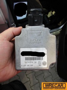 Купить Volkswagen Passat, 2.0, 2013 года с пробегом, цена 6436 руб., id 12407