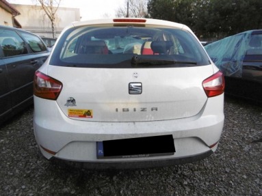 Купить SEAT Ibiza, 1.4, 2014 года с пробегом, цена 1592 руб., id 12409
