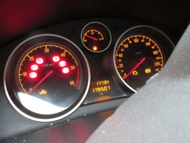 Купить Opel Astra, 1.7, 2005 года с пробегом, цена 8097 руб., id 12420