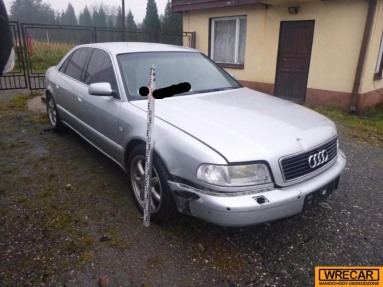 Купить Audi A8, 4.2, 1999 года с пробегом, цена 38893 руб., id 12436