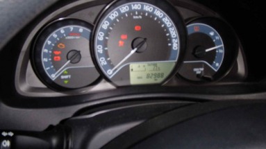 Купить Toyota Auris, 1.6, 2015 года с пробегом, цена 3183 руб., id 12523
