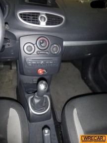 Купить Renault Clio, 1.1, 2011 года с пробегом, цена 115017 руб., id 12609