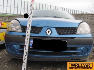 Купить Renault Clio, 1.1, 2002 года с пробегом, цена 16194 руб., id 12749