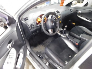 Купить Toyota Corolla, 1.6, 2011 года с пробегом, цена 3183 руб., id 12763