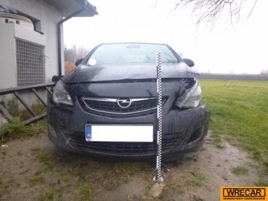 Купить Opel Astra, 1.7, 2010 года с пробегом, цена 3183 руб., id 12776