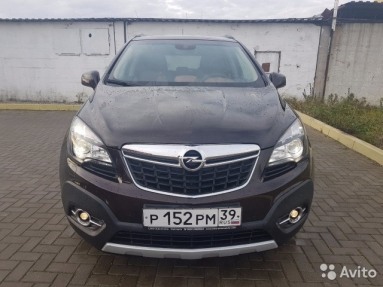 Купить Opel Mokka, 1.8, 2015 года с пробегом, цена 965000 руб., id 12842