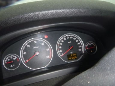 Купить Opel Vectra, 1.9, 2008 года с пробегом, цена 40484 руб., id 12844