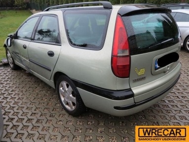 Купить Renault Laguna, 2.0, 1999 года с пробегом, цена 6436 руб., id 12960