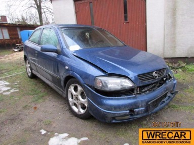 Купить Opel Astra, 2.0, 2001 года с пробегом, цена 8097 руб., id 12995