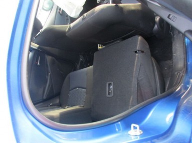 Купить Mazda 2, 1.5, 2015 года с пробегом, цена 231764 руб., id 12998