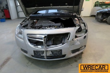 Купить Opel Insignia, 2.0, 2012 года с пробегом, цена 282006 руб., id 13001
