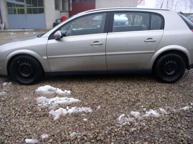 Купить Opel Signum, 1.9, 2004 года с пробегом, цена 32387 руб., id 13011