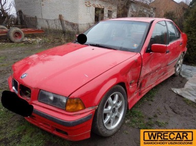 Купить BMW 320i Kat. E36, 2.0, 1995 года с пробегом, цена 8097 руб., id 13058