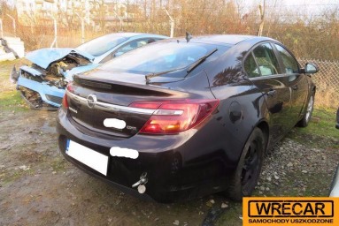 Купить Opel Insignia, 2.0, 2015 года с пробегом, цена 6436 руб., id 13076
