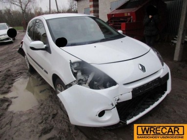 Купить Renault Clio, 1.5, 2010 года с пробегом, цена 1592 руб., id 13112
