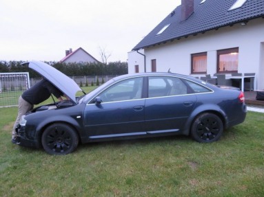 Купить Audi A6, 4.2, 2001 года с пробегом, цена 0 руб., id 13113