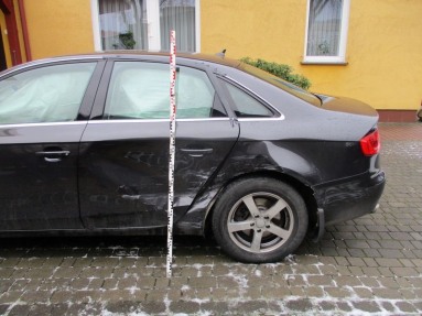 Купить Audi A4, 2.0, 2009 года с пробегом, цена 46990 руб., id 13125