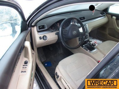 Купить Volkswagen Passat, 2.0, 2011 года с пробегом, цена 1592 руб., id 13131