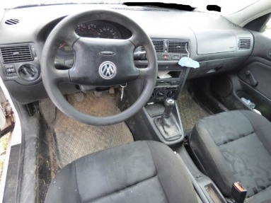 Купить Volkswagen Golf, 1.9, 1998 года с пробегом, цена 1592 руб., id 13140
