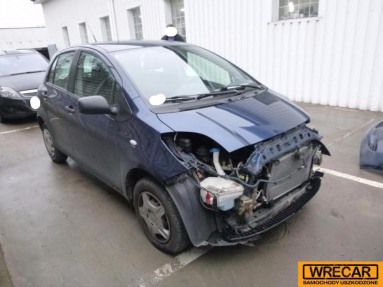 Купить Toyota Yaris, 1.0, 2008 года с пробегом, цена 25882 руб., id 13207