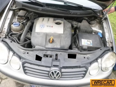 Купить Volkswagen Polo, 1.4, 2003 года с пробегом, цена 1592 руб., id 13232