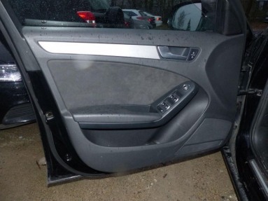 Купить Audi A4, 2.0, 2013 года с пробегом, цена 886503 руб., id 13289