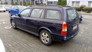 Купить Opel Astra, 1.8, 2003 года с пробегом, цена 61522 руб., id 13302
