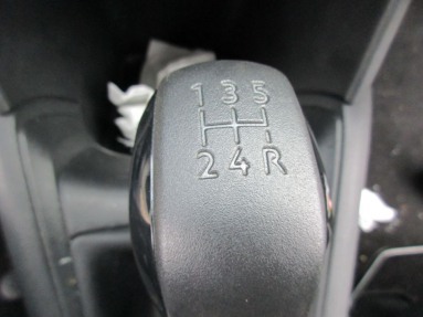 Купить Peugeot 208, 1.6, 2015 года с пробегом, цена 348788 руб., id 13329
