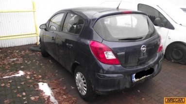 Купить Opel Corsa, 1.2, 2014 года с пробегом, цена 100484 руб., id 13345