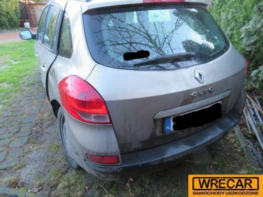 Купить Renault Clio, 1.5, 2009 года с пробегом, цена 6436 руб., id 13370