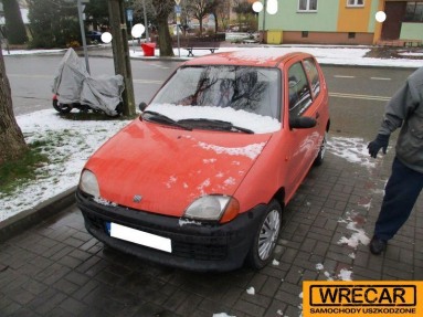 Купить Fiat Seicento, 0.9, 1999 года с пробегом, цена 8097 руб., id 13378