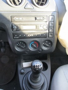 Купить Ford Fiesta, 1.3, 2002 года с пробегом, цена 0 руб., id 13406