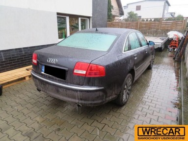 Купить Audi A8, 3.7, 2004 года с пробегом, цена 11349 руб., id 13454