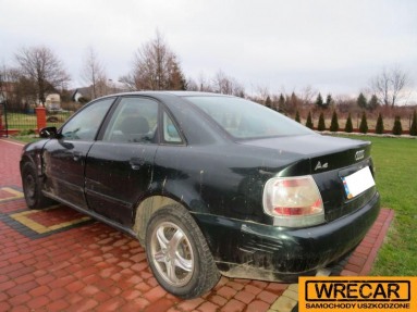 Купить Audi A4, 1.6, 1995 года с пробегом, цена 1592 руб., id 13466