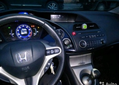 Купить Honda Civic VIII, 1.8, 2006 года с пробегом, цена 300000 руб., id 13475