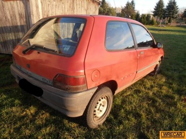 Купить Renault Clio, 1.2, 1991 года с пробегом, цена 0 руб., id 13560