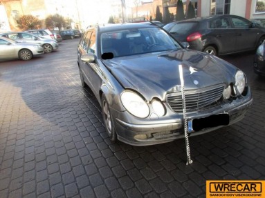 Купить Mercedes-Benz E 320 CDI                       211 E 320 CDI, 3.0, 2005 года с пробегом, цена 3253 руб., id 13600