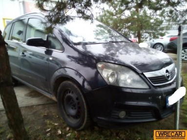 Купить Opel Zafira, 1.9, 2006 года с пробегом, цена 1592 руб., id 13606