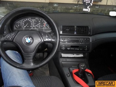 Купить BMW 1 318i Kat., 1.9, 1999 года с пробегом, цена 0 руб., id 13621