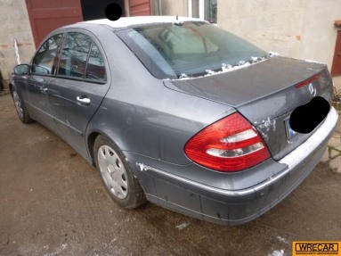 Купить Mercedes-Benz E 220 CDI E 220 CDI, 2.1, 2006 года с пробегом, цена 1592 руб., id 13693