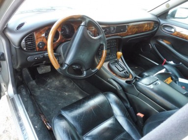 Купить Jaguar XJ, 4.0, 1998 года с пробегом, цена 16194 руб., id 13712