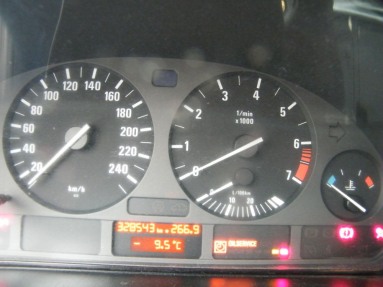Купить BMW 523i 523i Kat., 2.5, 1997 года с пробегом, цена 16194 руб., id 13723