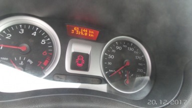Купить Renault Clio, 1.1, 2011 года с пробегом, цена 1592 руб., id 13735