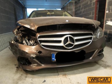 Купить Mercedes-Benz E 350 E 350 BlueTEC             MR`1, 3.0, 2014 года с пробегом, цена 912455 руб., id 13763