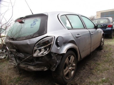 Купить Opel Astra, 1.4, 2009 года с пробегом, цена 9689 руб., id 13782