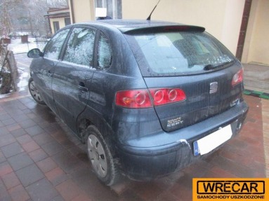 Купить SEAT Ibiza, 1.4, 2005 года с пробегом, цена 1592 руб., id 13783