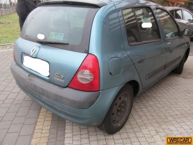 Купить Renault Clio, 1.1, 2003 года с пробегом, цена 0 руб., id 13793