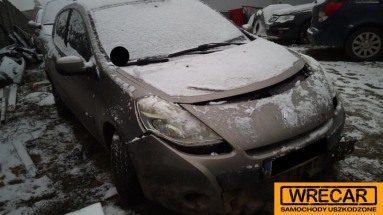 Купить Renault Clio, 1.1, 2010 года с пробегом, цена 3183 руб., id 13820
